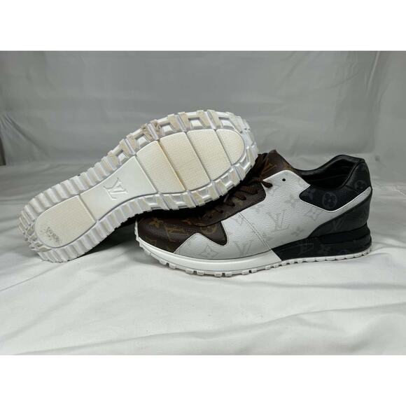 Men\'s Size 10.5 Louis Vuitton Runaway Tricolor Monogram SPB-JB 366624 main image 8
